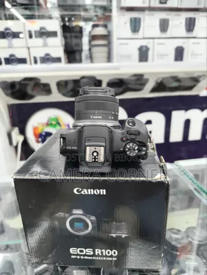 Canon R100 Camera With Kit Lens