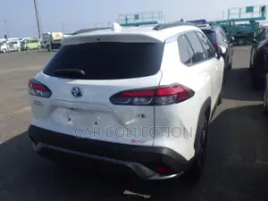 Toyota Corolla Cross Hybrid 2023 Pearl
