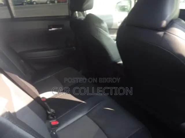 Toyota Corolla Cross Hybrid 2023 Pearl
