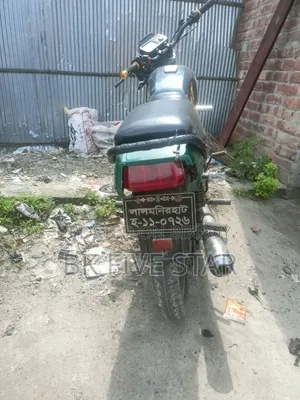 Suzuki 1993 Green