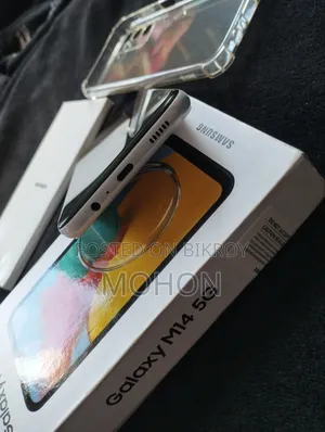 New Samsung 128 GB Silver