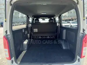 Toyota HiAce 2024 White