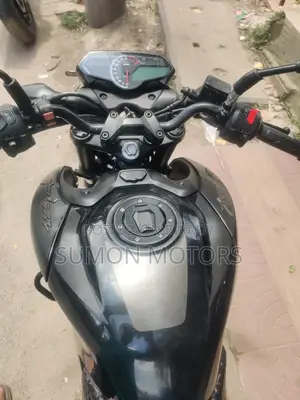 বাজাজ পালসার এন১৬০ ২০২৩ কালো