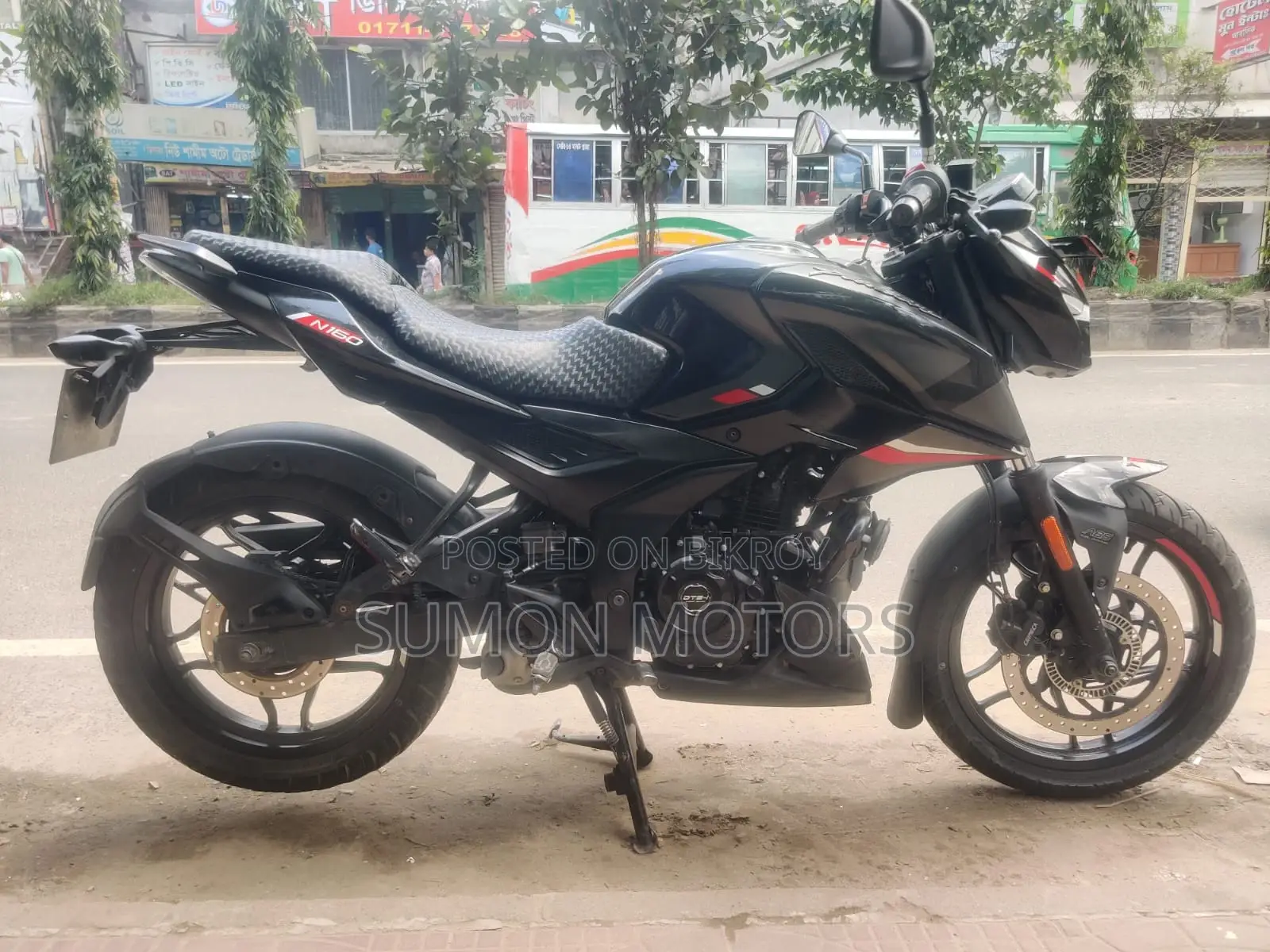বাজাজ পালসার এন১৬০ ২০২৩ কালো