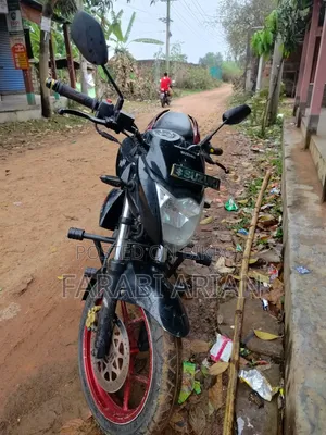 সুজুকি জিক্সার ২০১৯ ব্ল্যাক