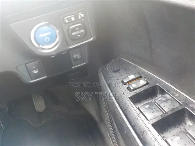 Toyota Axio 2021 Pearl