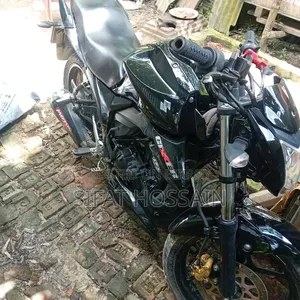 সুজুকি গিক্সার ২০২৩ ব্ল্যাক