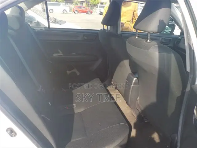 Toyota Axio 2021 Pearl