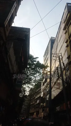 Furnished Mini Flat in Chaukbazar for sale