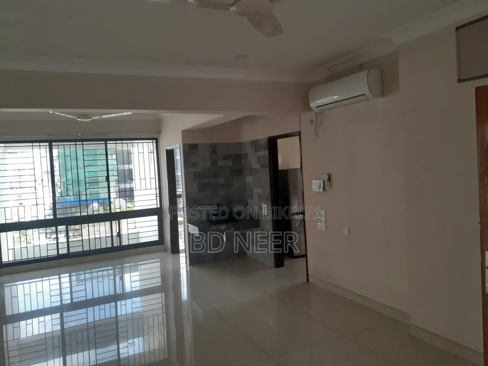 Furnished 4 Bedroom Apartment in Baridhara for Rent