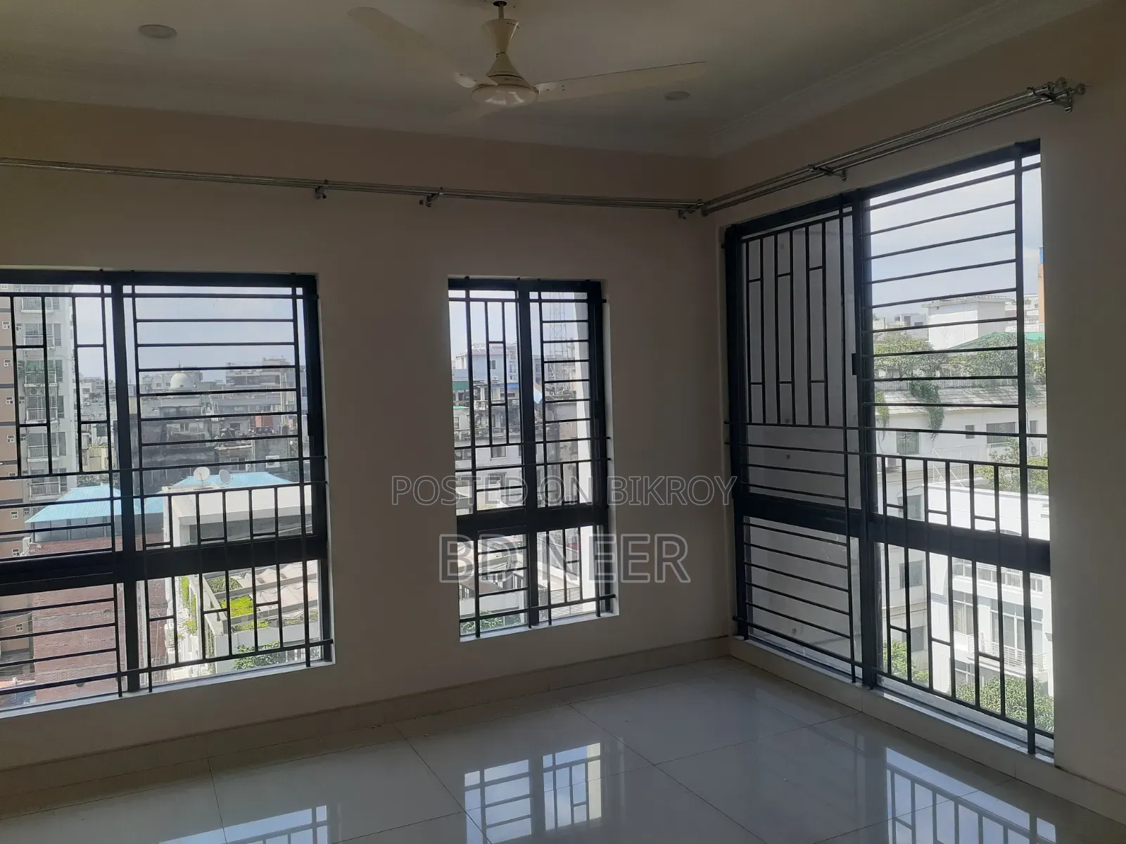 Furnished 4 Bedroom Apartment in Baridhara for Rent