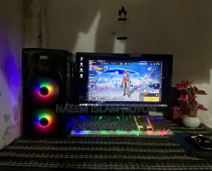 Desktop Computer 8GB RAM Intel Core i5 Processor 256GB SSD