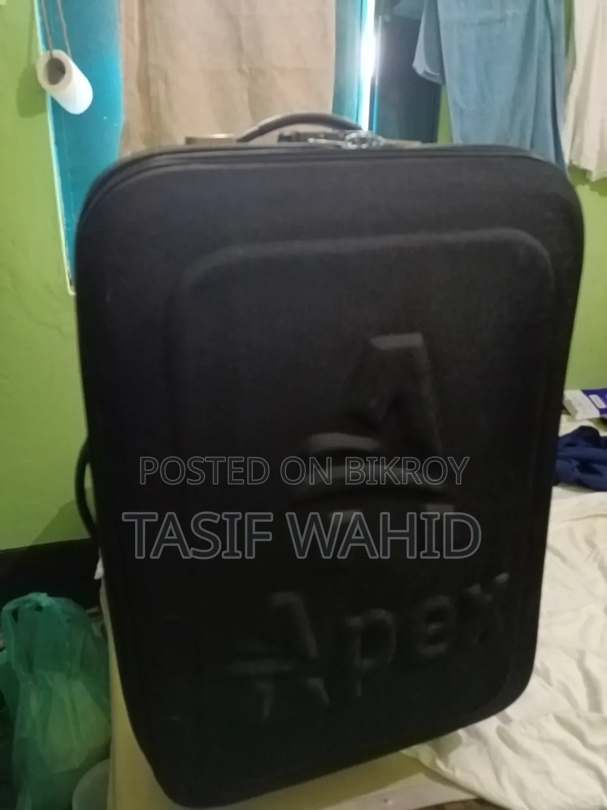 লাগেজ ব্যাগ