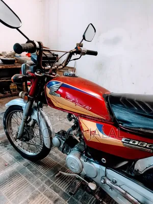 Honda 2006 Red
