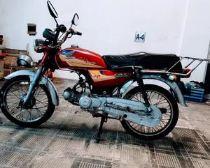 Honda 2006 Red