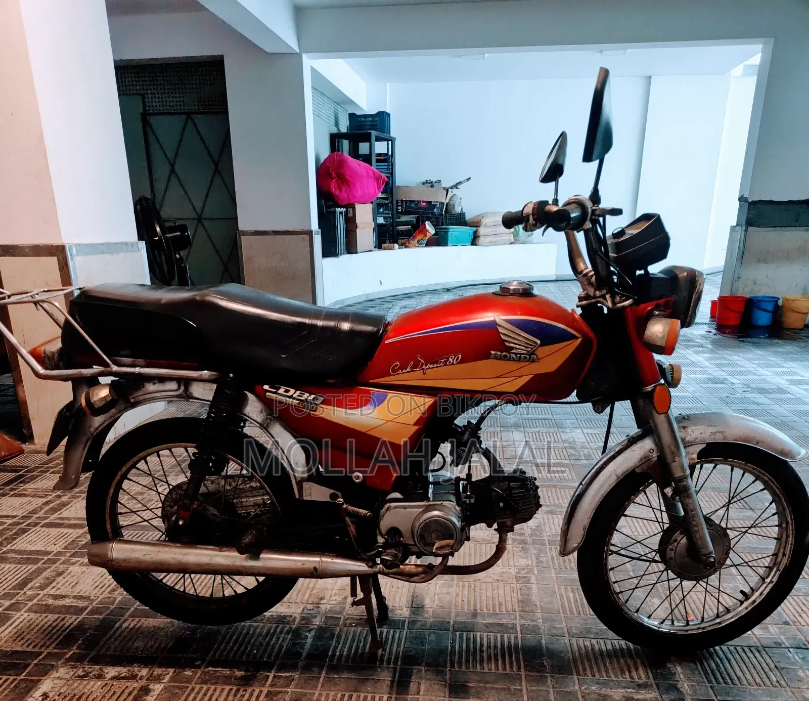Honda 2006 Red