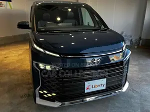 Toyota Voxy 2023 Gray
