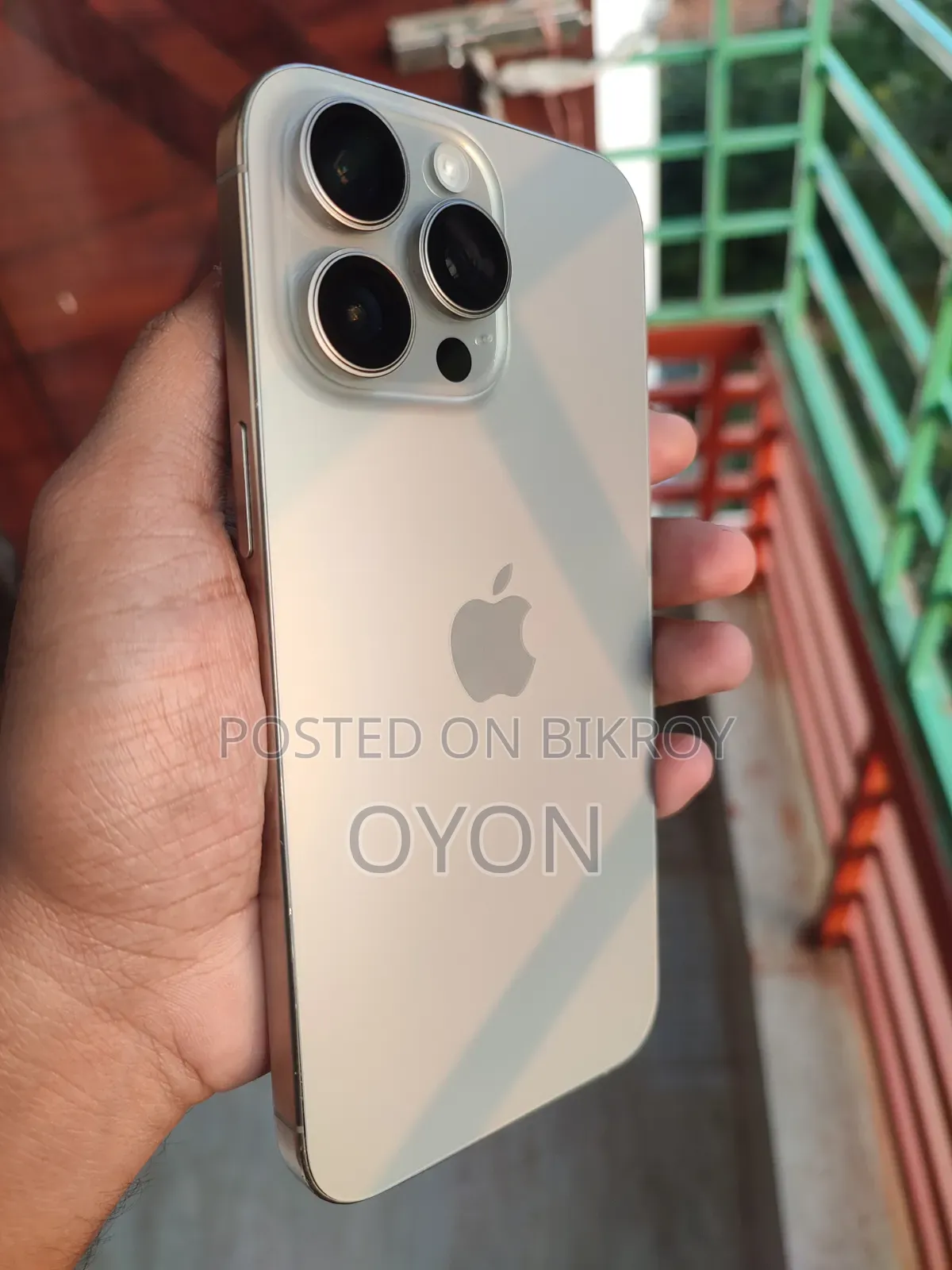 Apple iPhone 15 Pro Max 256 GB White