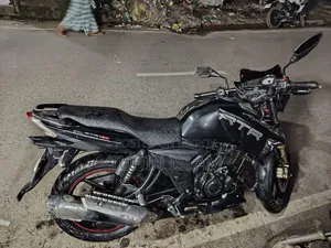 টিভিএস অ্যাপাচি আরটিআর ১৬০ ২ভি ২০১৭ ব্ল্যাক