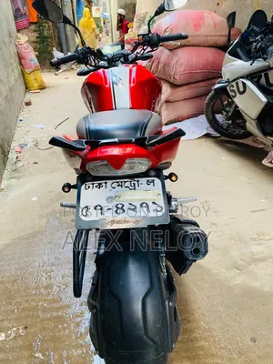 টিভিএস আপাচে ১৬০ ৪ভি ২০২১ লাল