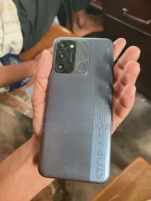 Tecno Spark 8C 64 GB Blue