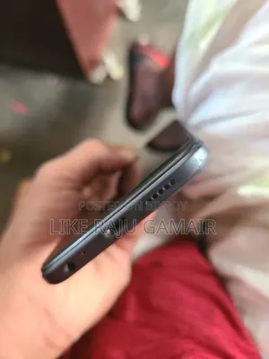 Tecno Spark 8C 64 GB Blue