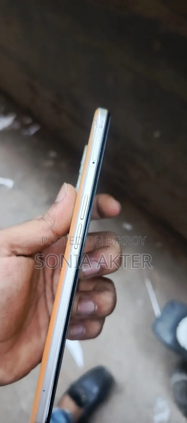 রিয়েলমি ৯ ১২৮ জিবি কমলা