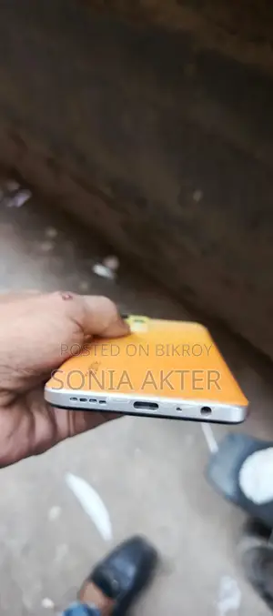 রিয়েলমি ৯ ১২৮ জিবি কমলা