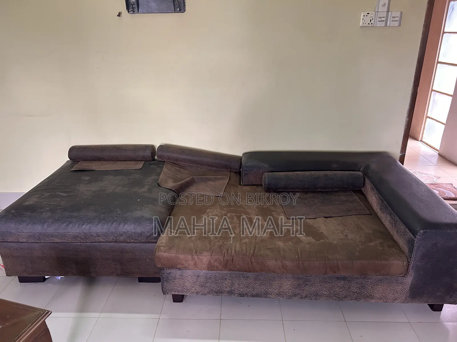 Vegas Leather New Sofa