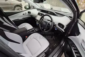 Toyota Prius 2021 Gray