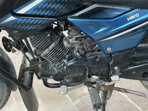 হিরো ইনিগটর ২০১৮ কালো