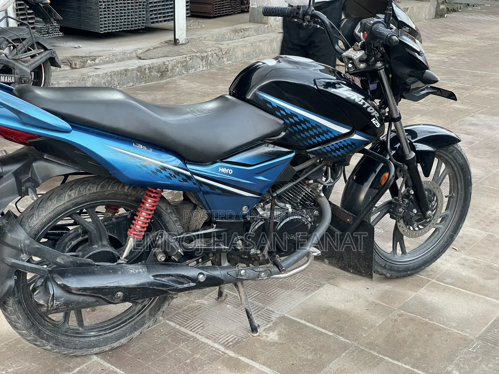 হিরো ইনিগটর ২০১৮ কালো