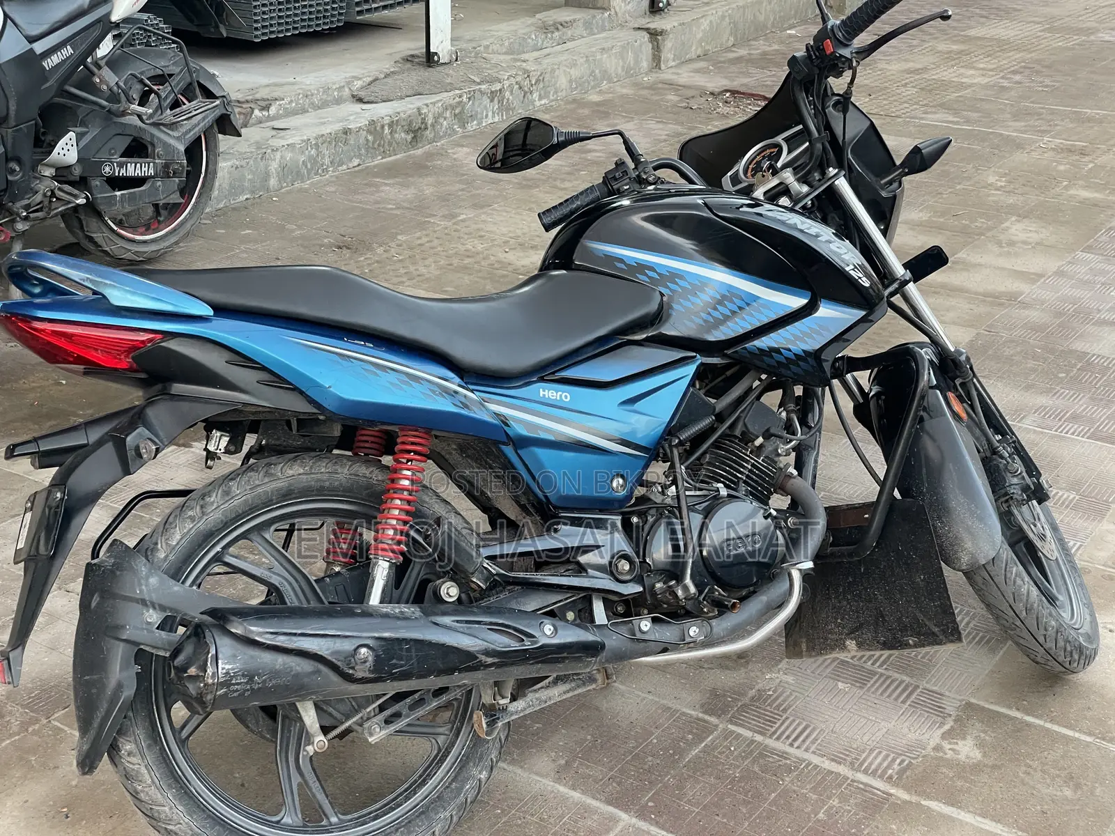 হিরো ইনিগটর ২০১৮ কালো