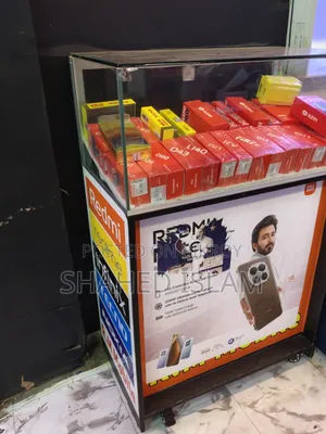 Mobile Display Desk