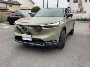 Honda Vezel 2022 Beige