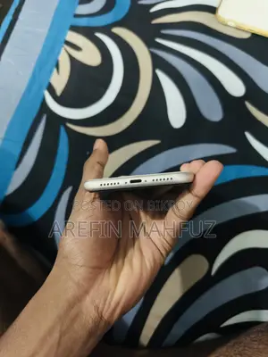 অ্যাপল আইফোন ১১ ১২৮ জিবি হোয়াইট