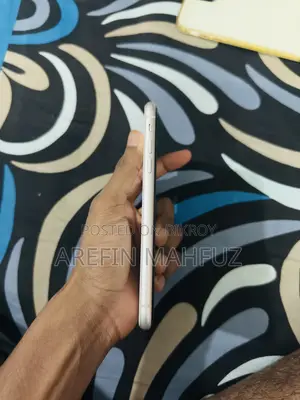 অ্যাপল আইফোন ১১ ১২৮ জিবি হোয়াইট