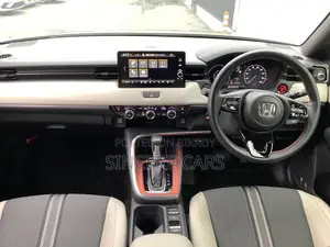 Honda Vezel 2022 Beige