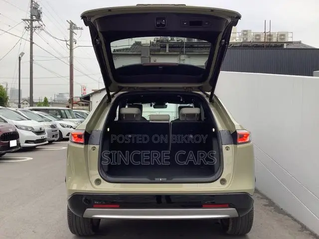 Honda Vezel 2022 Beige