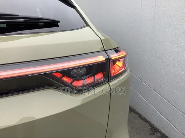 Honda Vezel 2022 Beige