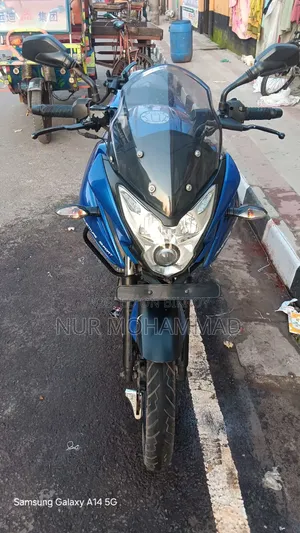Bajaj Avenger 150 Street 2016 Blue