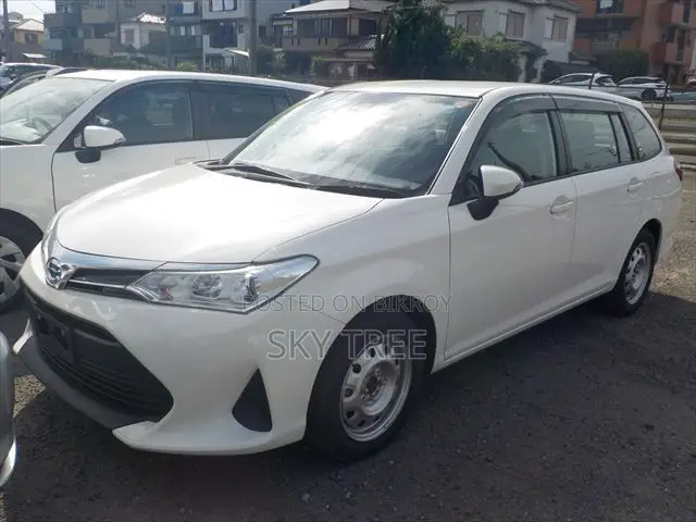 Toyota Corolla Fielder 2021 White