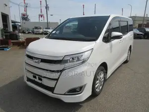 Toyota Noah 2021 Pearl