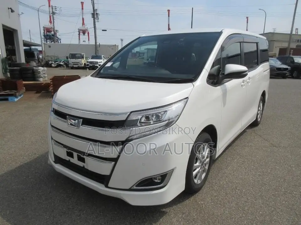 Toyota Noah 2021 Pearl