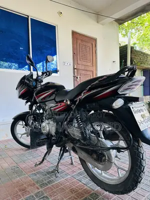 Bajaj Discover 125 2018 Black