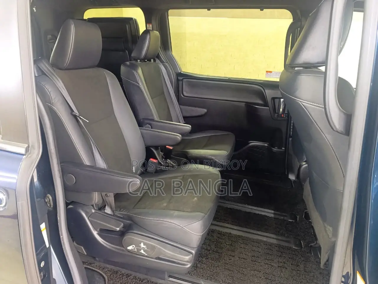 Toyota Noah 2021 Blue