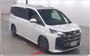 Toyota Noah 2023 Pearl