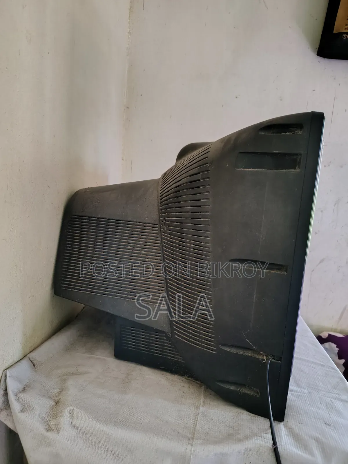 LG CRT Flat TV