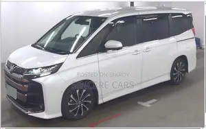 Toyota Noah 2023 Pearl