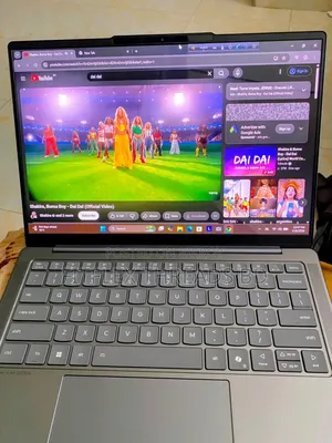 New Laptop Lenovo Yoga 7i 16GB Intel Core Ultra 7 SSHD+SSD 512GB